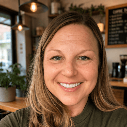 Molly — American Mahjong teacher, league player, and tournament competitor